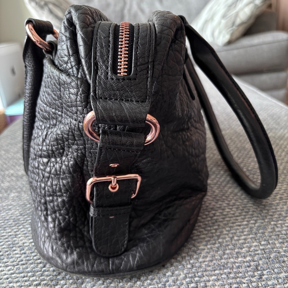 Ted Baker Black Pebble Leather Handbag Bow Detail Authentic - Picture 4 of 12
